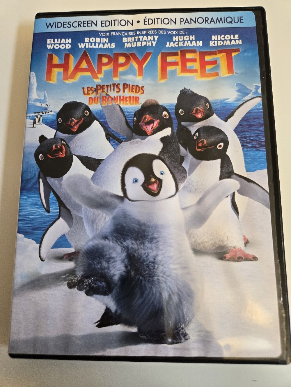 Happy Feet Movie DVD - White and Black Penguin Artwork